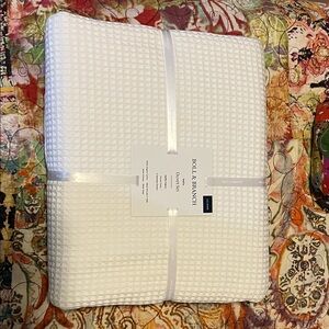 Boll & Branch White Duvet Cover & 2 Standard Shams